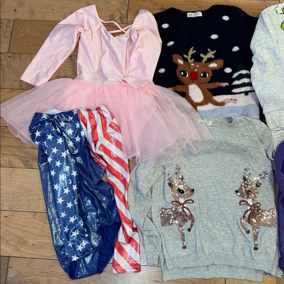 Awsome girls Christmas bundle + leotards Grinch reindeer H&M size 8-10. - Picture 4 of 6